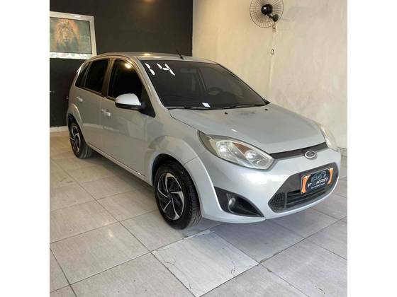 FORD FIESTA 1.0 ROCAM HATCH 8V FLEX 4P MANUAL FORD FIESTA 1.0 ROCAM HATCH 8V FLEX 4P MANUAL